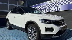 Wit Gebruikt 2019 VW T-Roc SUV | € 25.450 (Eerlijke prijs)