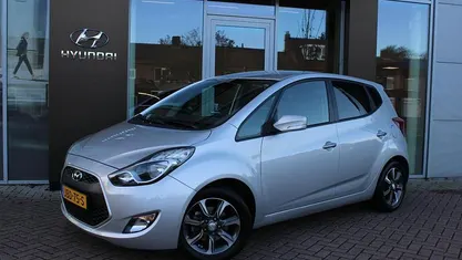 Occasion Hyundai ix20 GO! 125 PK (91 kW) 2017 Zilver Hatchback