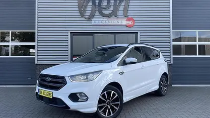 Occasion 2017 Ford Kuga ST-Line SUV | € 15.950 (Eerlijke prijs)