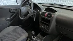 Blauw Gebruikt 2002 Opel Corsa Comfort Hatchback | € 999 (Eerlijke prijs)