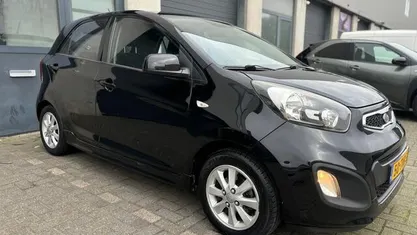 Occasion Kia Picanto Comfort 69 PK (50 kW) 2012 Zwart Hatchback