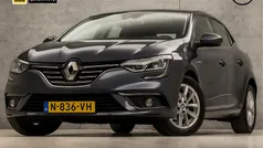 Grijs Gebruikt 2017 Renault Mégane IV GT Hatchback | € 11.445 (Eerlijke prijs)