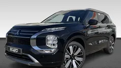 Zwart Nieuw 2025 Mitsubishi Outlander Instyle SUV | € 62.830 (Eerlijke prijs)
