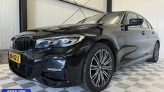 Gebruikt 2020 BMW 330 Shadowline Sedan | € 31.880 (Eerlijke prijs)