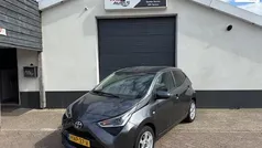 Grijs Gebruikt 2022 Toyota Aygo Hatchback | € 11.499 (Super prijs)