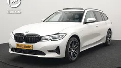 Wit Gebruikt 2021 BMW 330e Comfort Edition Stationwagen | € 31.940 (Super prijs)