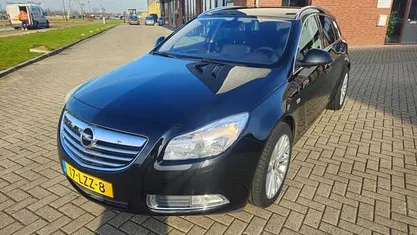 Occasion 2010 Opel Insignia Cosmo Stationwagen | € 2.950 (Goede deal)