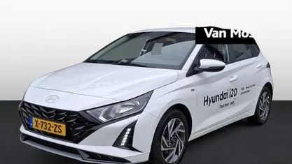 Wit Gebruikt 2024 Hyundai i20 Comfort Hatchback | € 22.740 (Eerlijke prijs)
