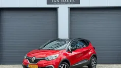 Rood, metallic lak Gebruikt 2017 Renault Captur Intens SUV | € 10.750 (Eerlijke prijs)