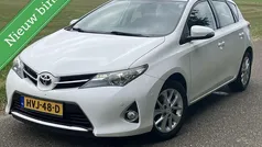 Wit Gebruikt 2013 Toyota Auris Hatchback | € 11.950 (Goede deal)