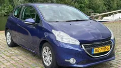 Blauw Gebruikt 2013 Peugeot 208 Active Hatchback | € 3.999 (Eerlijke prijs)