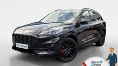 Zwart Gebruikt 2023 Ford Kuga ST-Line X SUV | € 28.940 (Eerlijke prijs)