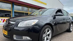 Zwart, metallic lak Gebruikt 2012 Opel Insignia Business Edition Stationwagen | € 4.750 (Eerlijke prijs)
