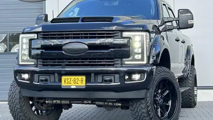 Occasion 2020 Ford V8 Van | € 76.995