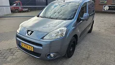 Blauw Gebruikt 2011 Peugeot Partner MPV | € 2.450 (Eerlijke prijs)