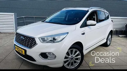 Wit Occasion 2017 Ford Kuga Vignale SUV | € 18.950 (Eerlijke prijs)