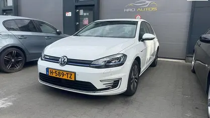 Occasion 2020 VW e-Golf Hatchback | € 13.999 (Goede deal)