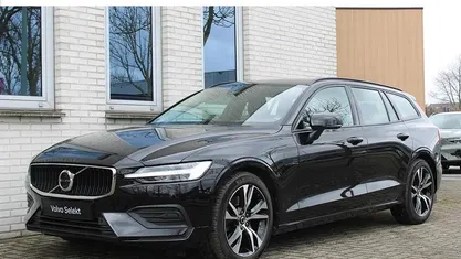 Occasion Volvo V60 163 PK (119 kW) 2024 Zwart, metallic lak Stationwagen