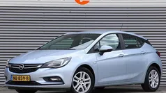 Blauw Gebruikt 2016 Opel Astra Edition Hatchback | € 7.950 (Goede deal)