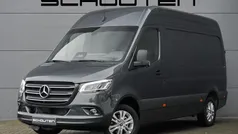 Grijs Gebruikt 2024 Mercedes Sprinter Van | € 59.900 (Eerlijke prijs)