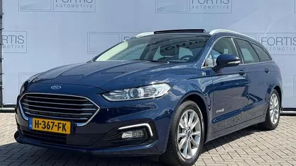 Blauw Gebruikt 2020 Ford Mondeo Titanium Stationwagen | € 19.500 (Eerlijke prijs)