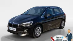 Zwart Gebruikt 2019 BMW 218 Executive Stationwagen | € 18.950 (Goede deal)