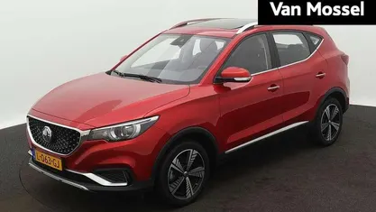 Occasion 2021 MG ZS Luxury Sedan | € 14.222 (Goede deal)