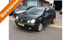 Zwart Gebruikt 2003 VW Polo Highline Hatchback | € 1.295 (Eerlijke prijs)