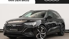 Zwart Gebruikt 2023 Audi Q8 e-tron Advanced SUV | € 52.800 (Duur)