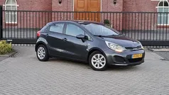 Gebruikt 2013 Kia Rio Comfort Hatchback | € 3.999 (Eerlijke prijs)