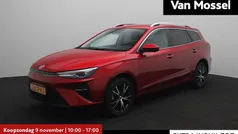 Rood Gebruikt 2023 MG MG5 EV Long Range Luxury Stationwagen | € 23.495 (Super prijs)