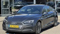 Grijs, metallic lak Gebruikt 2019 Audi A5 Sportback S-Line Hatchback | € 27.899 (Eerlijke prijs)