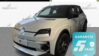 Wit Nieuw 2025 Renault R5 Komfort Hatchback | € 31.950 (Eerlijke prijs)