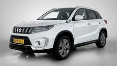 Wit metallic Gebruikt 2021 Suzuki Vitara SUV | € 23.495 (Eerlijke prijs)