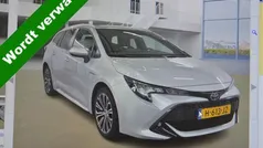 Grijs Gebruikt 2020 Toyota Corolla Stationwagen | € 21.390 (Goede deal)