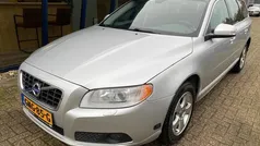 Grijs Gebruikt 2009 Volvo V70 Momentum Stationwagen | € 11.945 (Eerlijke prijs)