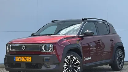 Gebruikt 2025 Renault R4 Iconic SUV | € 34.695 (Eerlijke prijs)