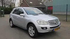 Grijs Gebruikt 2008 Mercedes 320 SUV | € 5.750 (Eerlijke prijs)
