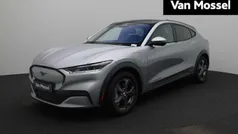 Gebruikt 2021 Ford Mustang Mach-E SUV | € 33.545 (Eerlijke prijs)