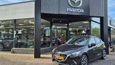 Jet black Gebruikt 2017 Mazda 2 Hatchback | € 15.950 (Eerlijke prijs)