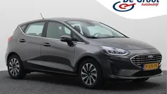 Grijs Gebruikt 2022 Ford Fiesta Titanium Hatchback | € 16.950 (Goede deal)