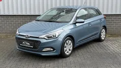 Blauw Gebruikt 2015 Hyundai i20 Comfort Hatchback | € 8.249 (Eerlijke prijs)