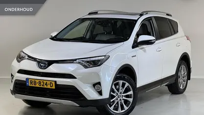 Wit Gebruikt 2017 Toyota RAV4 Hybrid Executive SUV | € 26.945 (Eerlijke prijs)