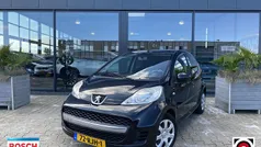 Zwart Gebruikt 2011 Peugeot 107 Sportium Hatchback | € 2.250 (Goede deal)