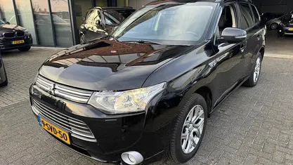 Gebruikt 2013 Mitsubishi Outlander Instyle SUV | € 8.495 (Goede deal)