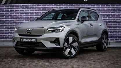 Grijs Occasion 2022 Volvo XC40 Plus SUV | € 32.394 (Eerlijke prijs)