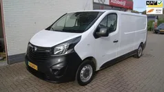 Wit Gebruikt 2015 Opel Vivaro Van | € 7.500 (Eerlijke prijs)
