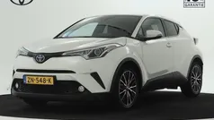 Wit, metallic lak Gebruikt 2019 Toyota C-HR Executive SUV | € 19.945 (Eerlijke prijs)