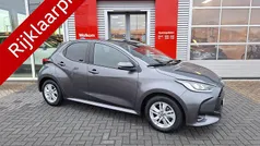 Grijs Gebruikt 2024 Toyota Yaris Edition Hatchback | € 20.900 (Super prijs)