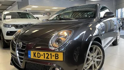 Grijs Gebruikt 2016 Alfa Romeo MiTo Exclusive Hatchback | € 7.745 (Eerlijke prijs)